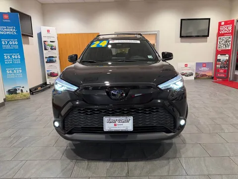 2024 Toyota Corolla Cross - Image 2 of 20