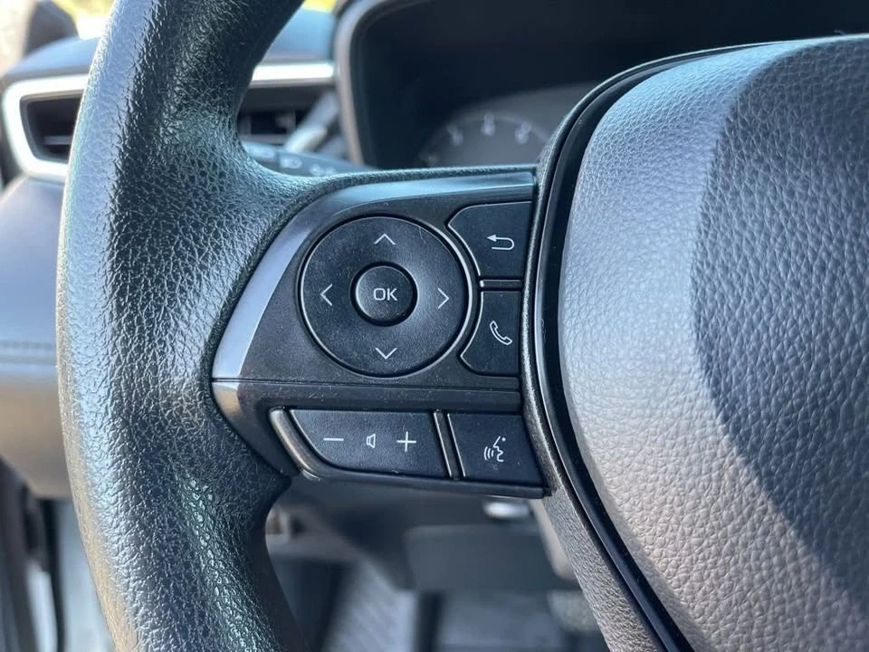 2024 Toyota Corolla Cross - Image 16 of 19