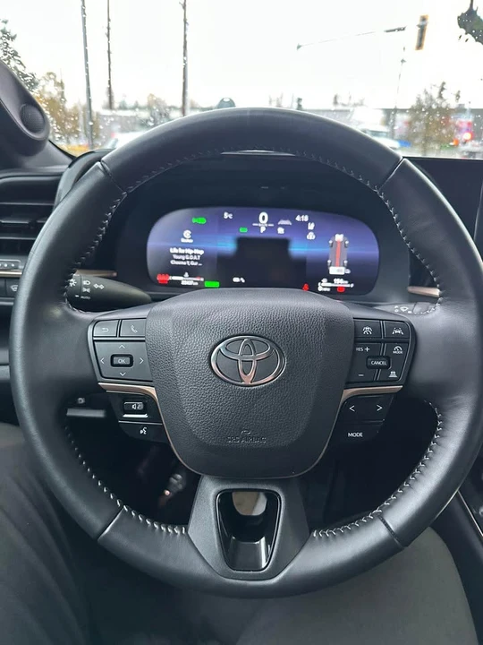 2024 Toyota Crown 16th Gen - Image 10 of 15