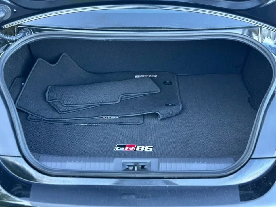 2024 Toyota GR86 2nd Gen - Image 8 of 20