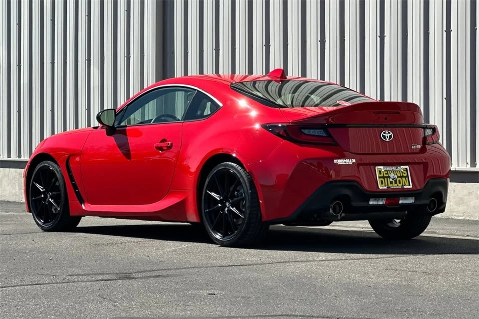 2024 Toyota GR86 2nd Gen - Image 5 of 17
