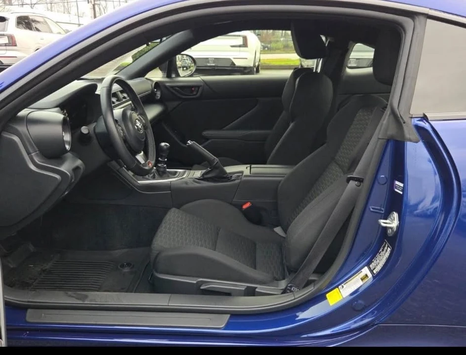 2024 Toyota GR86 2nd Gen - Image 3 of 10