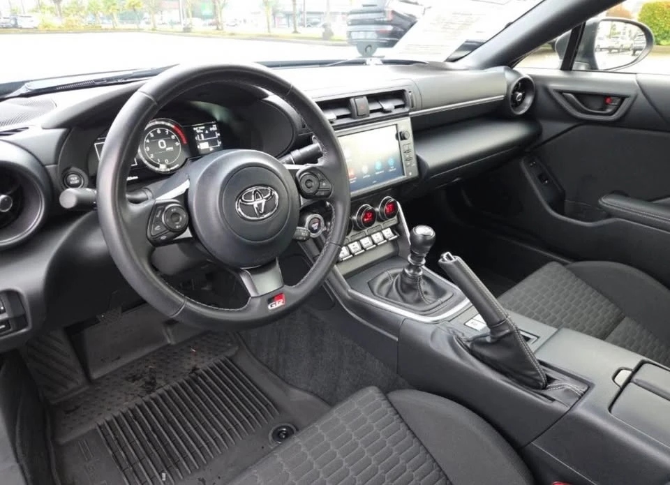 2024 Toyota GR86 2nd Gen - Image 6 of 10