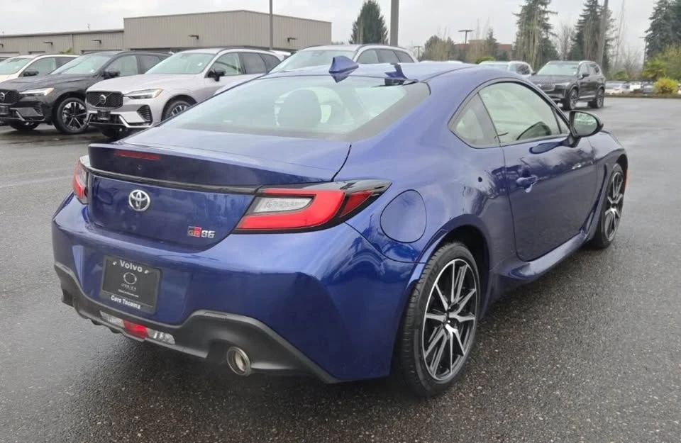 2024 Toyota GR86 2nd Gen - Image 2 of 10