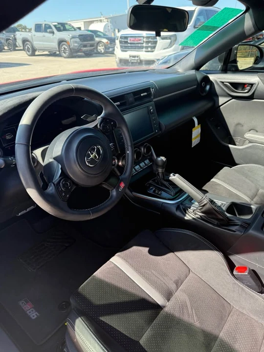 2024 Toyota GR86 2nd Gen - Image 7 of 12