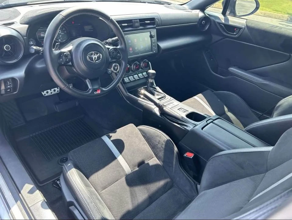 2024 Toyota GR86 2nd Gen - Image 11 of 15