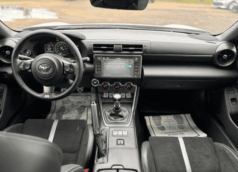2024 Toyota GR86 2nd Gen - Image 7 of 11