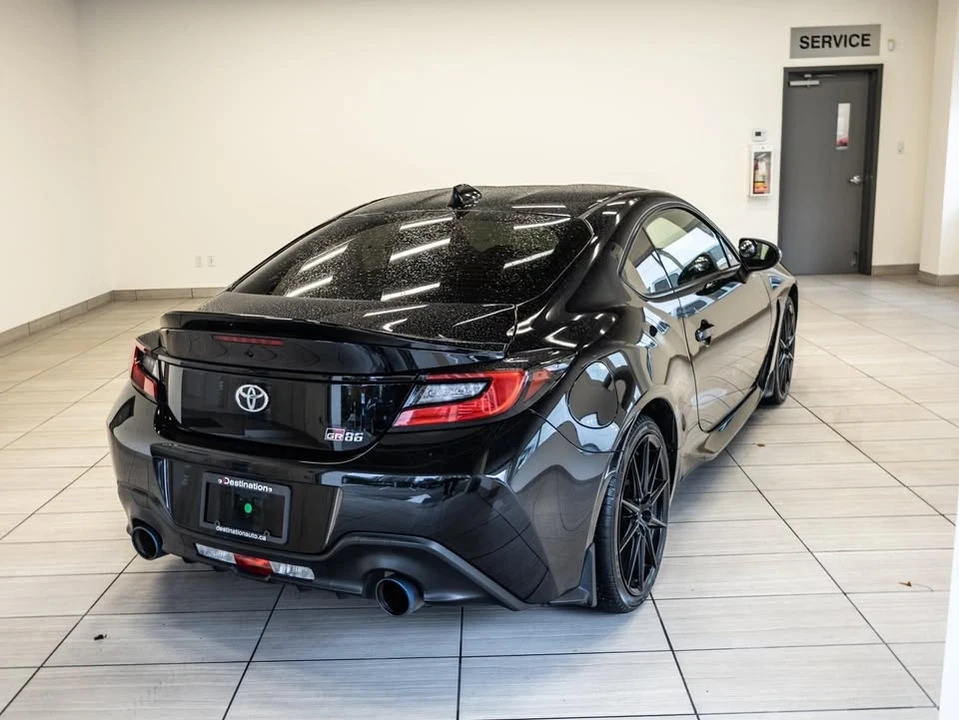 2024 Toyota GR86 2nd Gen - Image 5 of 20
