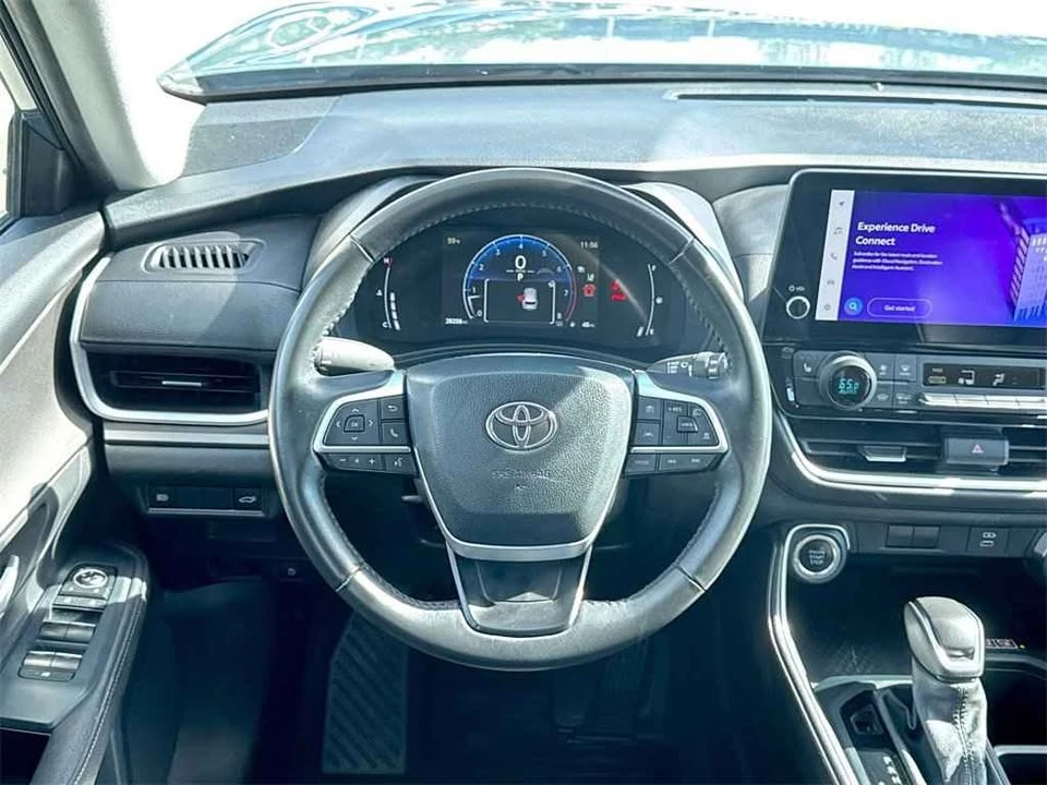 2024 Toyota Highlander - Image 7 of 8