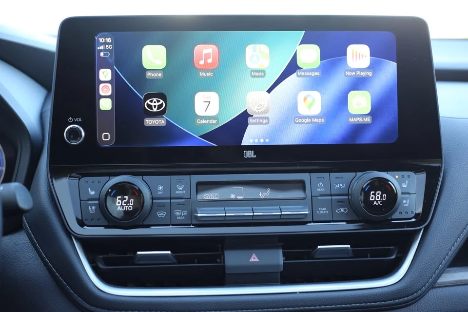 2024 Toyota Highlander - Image 15 of 20