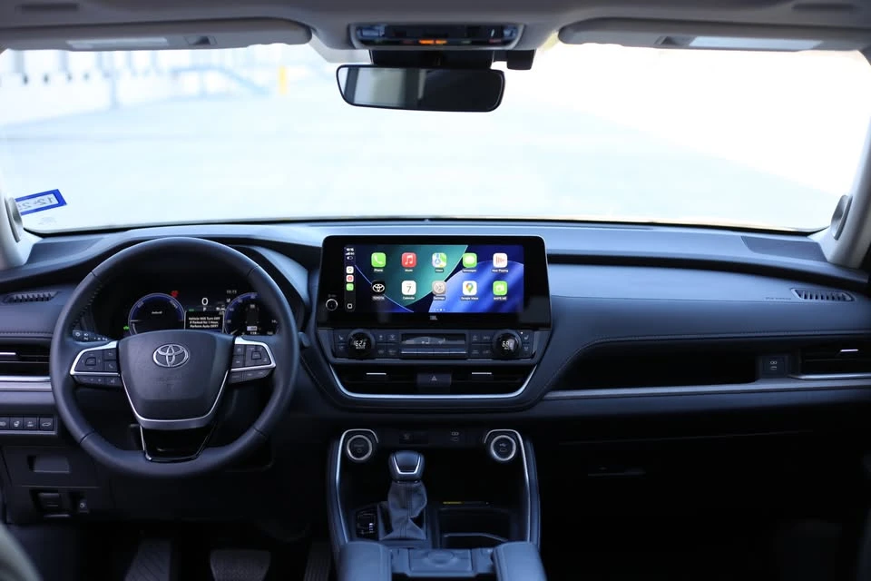 2024 Toyota Highlander - Image 13 of 20