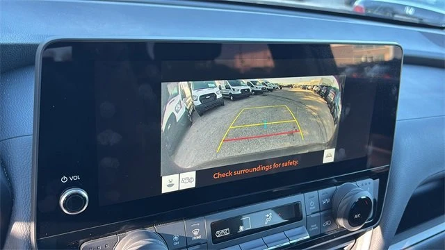 2024 Toyota Highlander - Image 18 of 20