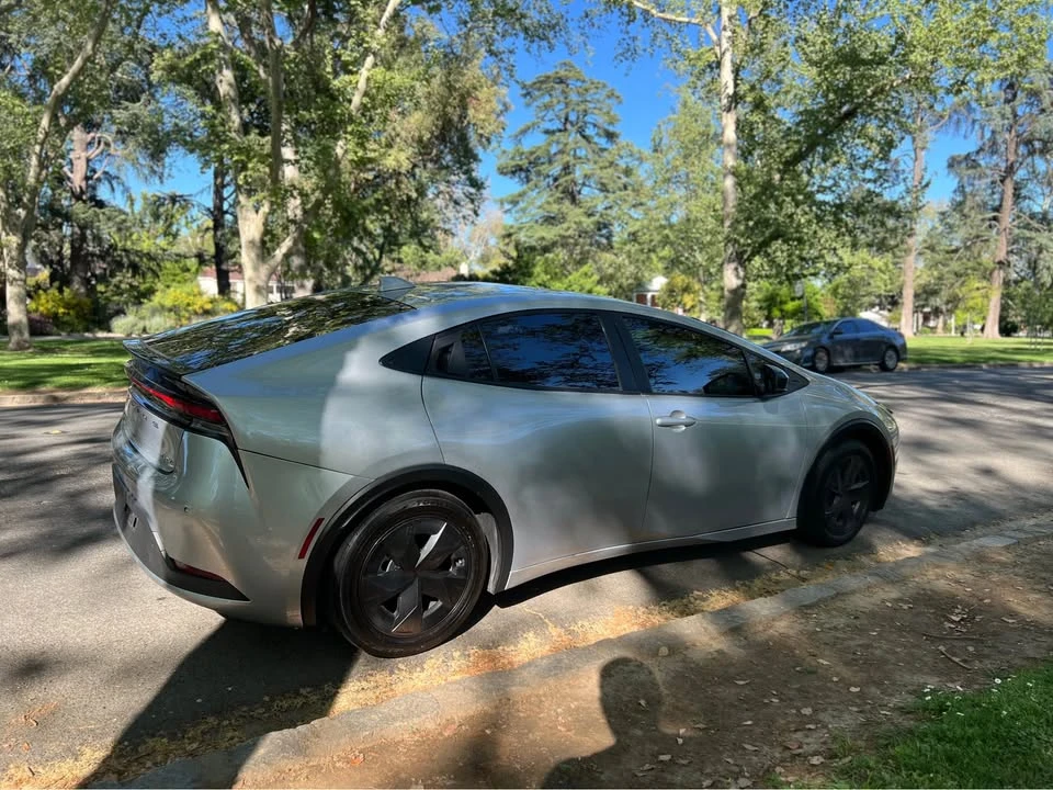 2024 Toyota Prius 5th Gen - Image 4 of 15