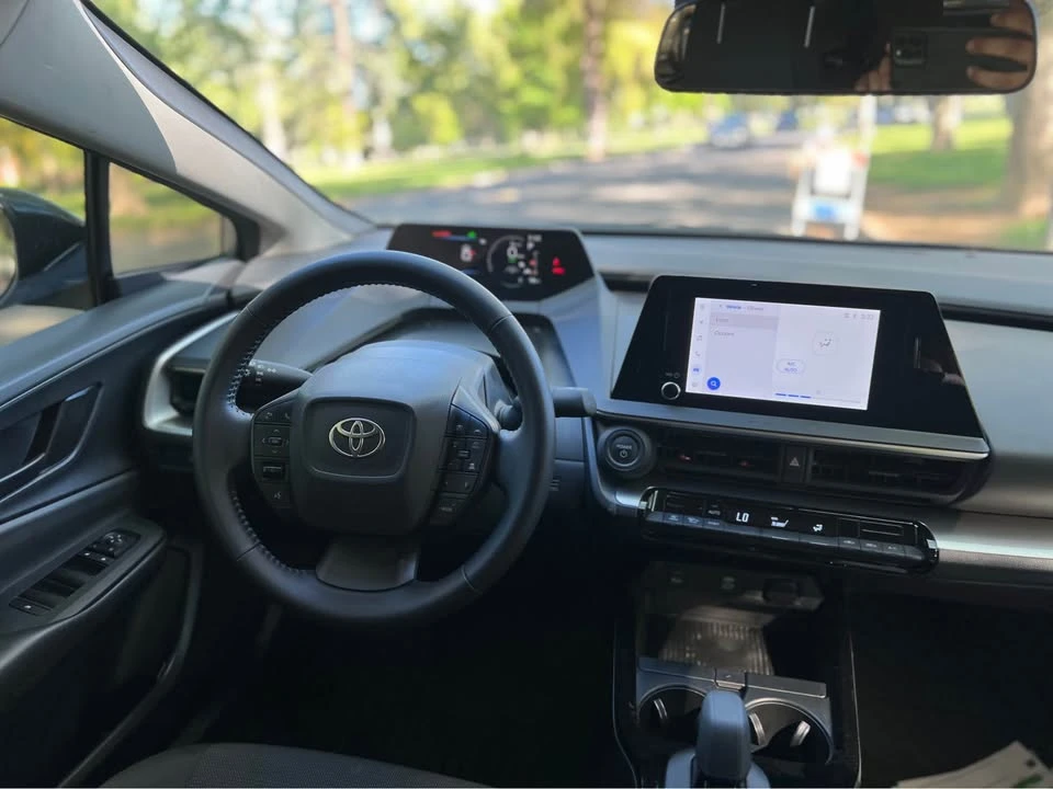 2024 Toyota Prius 5th Gen - Image 10 of 15