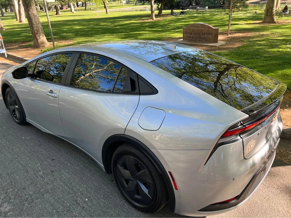2024 Toyota Prius 5th Gen - Image 8 of 15