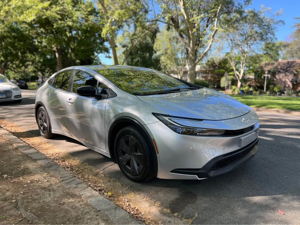 2024 Toyota Prius 5th Gen - Image 3 of 15
