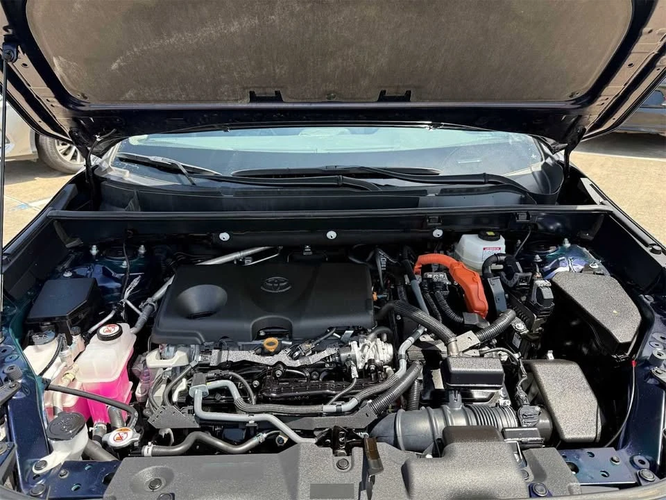 2024 Toyota RAV4 5th Gen - Image 9 of 9
