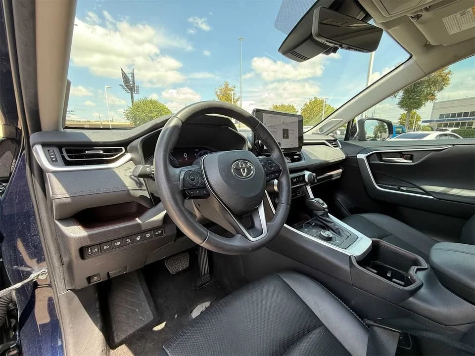 2024 Toyota RAV4 5th Gen - Image 2 of 9