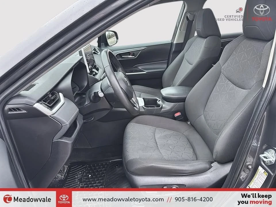 2024 Toyota RAV4 5th Gen - Image 15 of 19