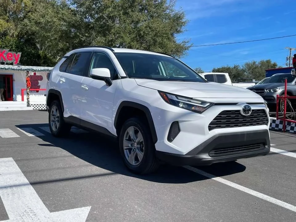 2024 Toyota RAV4 5th Gen - Image 2 of 12