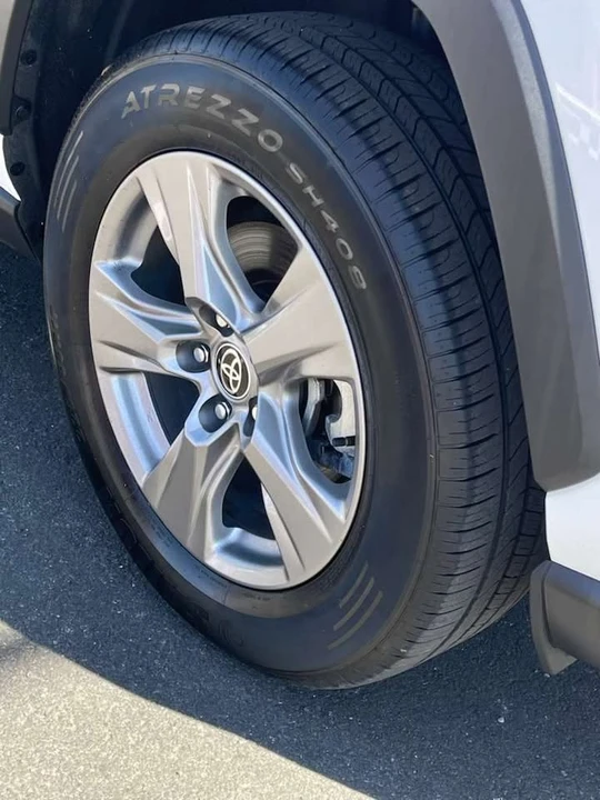 2024 Toyota RAV4 5th Gen - Image 4 of 12