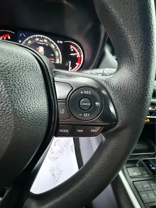 2024 Toyota RAV4 5th Gen - Image 6 of 10