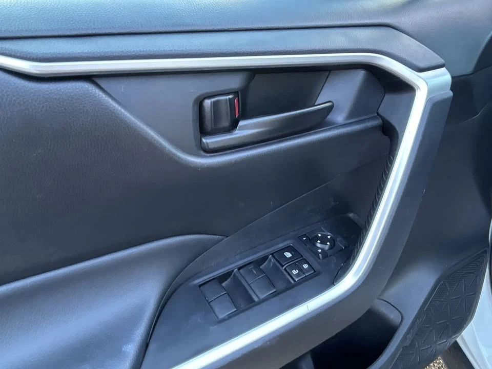 2024 Toyota RAV4 5th Gen - Image 8 of 14