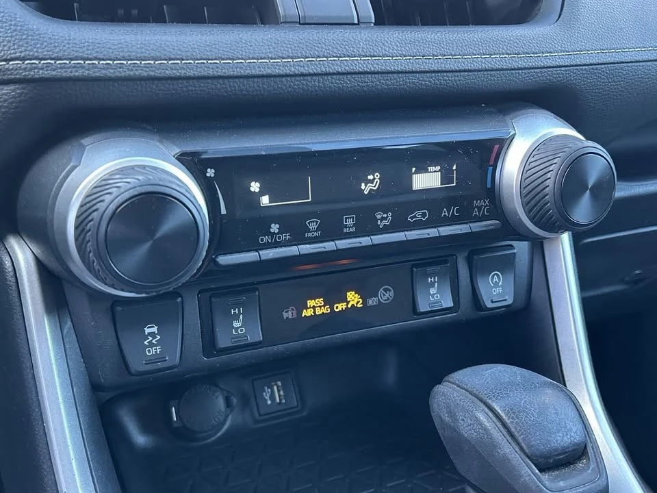 2024 Toyota RAV4 5th Gen - Image 12 of 14
