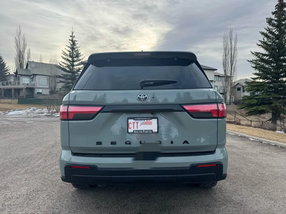 2024 Toyota Sequoia 3rd Gen - Image 4 of 7