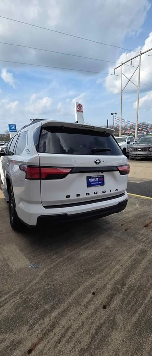 2024 Toyota Sequoia 3rd Gen - Image 4 of 13
