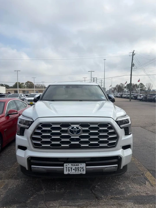 2024 Toyota Sequoia 3rd Gen - Image 2 of 4
