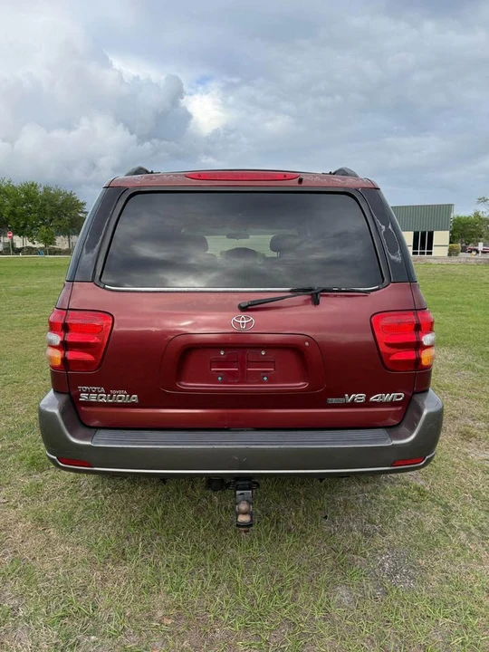 2004 Toyota Sequoia 1st Gen - Image 7 of 17