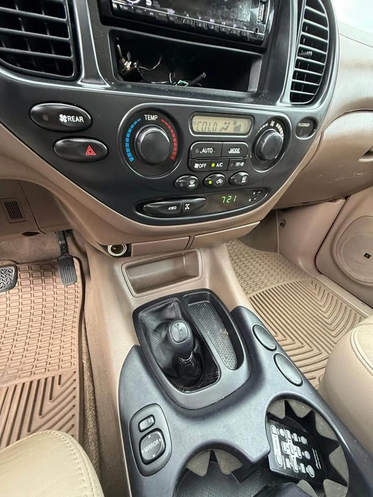 2004 Toyota Sequoia 1st Gen - Image 10 of 17