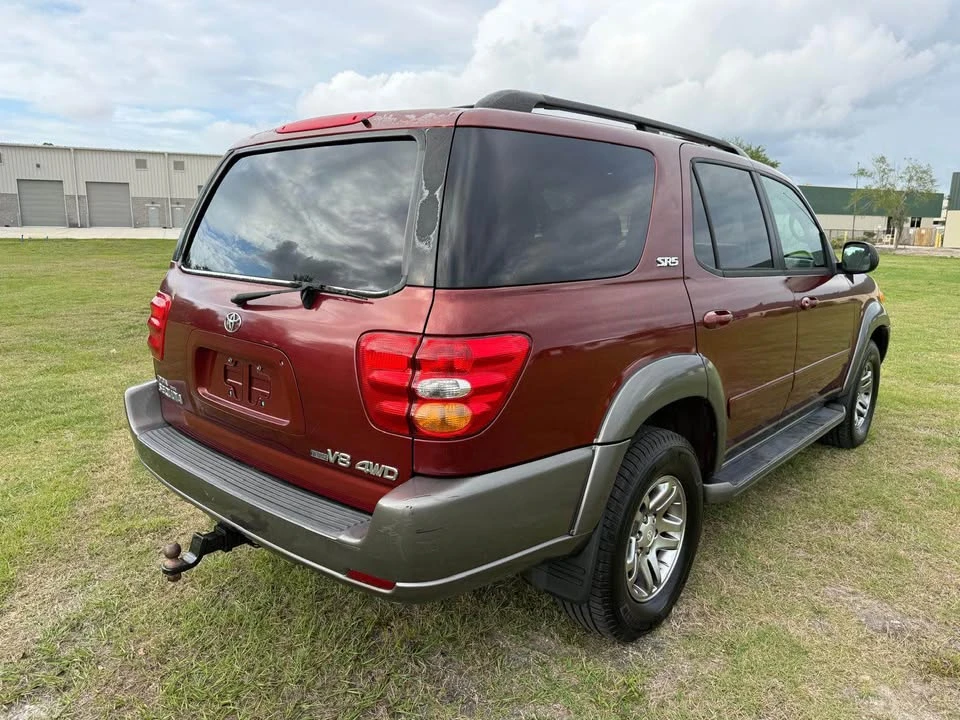 2004 Toyota Sequoia 1st Gen - Image 6 of 17