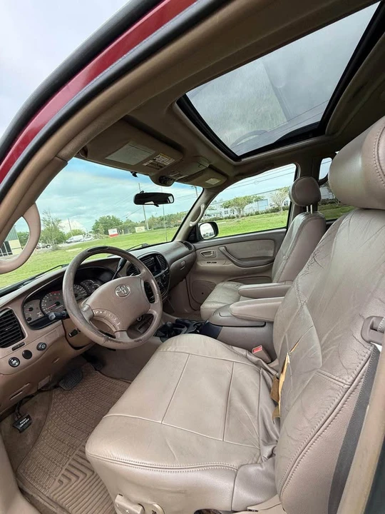 2004 Toyota Sequoia 1st Gen - Image 9 of 17