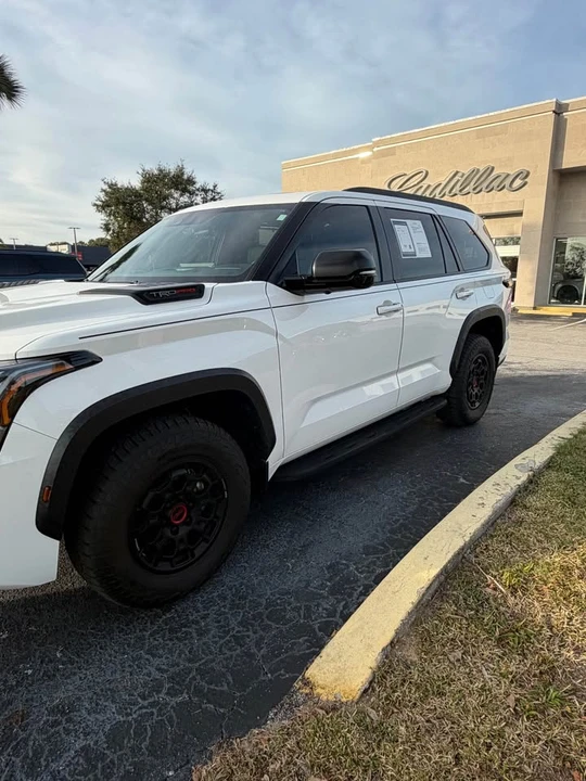 2024 Toyota Sequoia 3rd Gen - Image 2 of 8