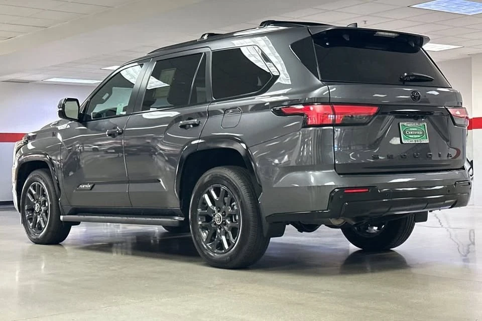 2024 Toyota Sequoia 3rd Gen - Image 5 of 18