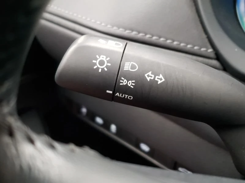 2024 Toyota Venza - Image 11 of 19