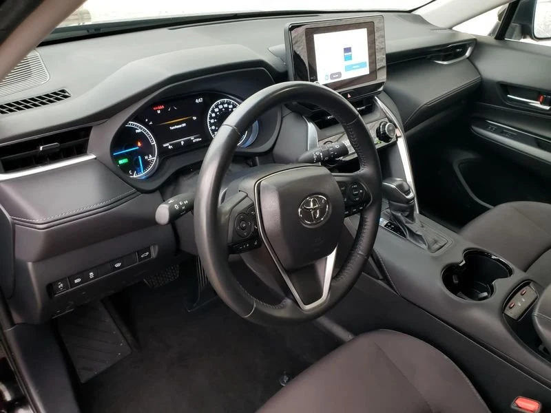 2024 Toyota Venza - Image 5 of 19