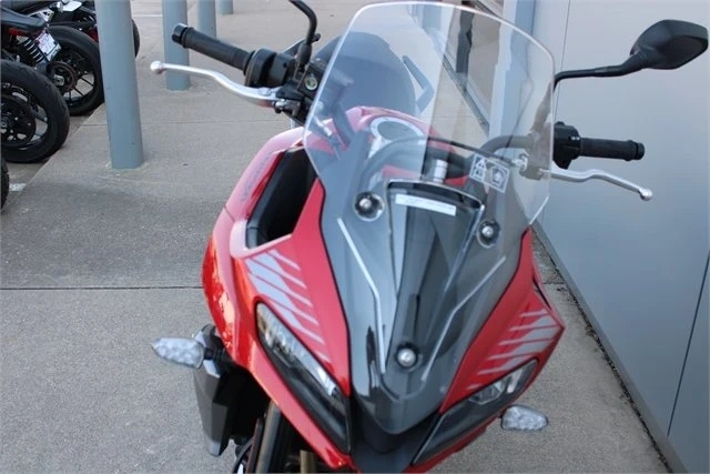 2024 Triumph Tiger (Triumph Motorcycles) - Image 2 of 9