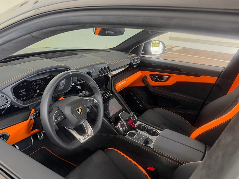 2024 Lamborghini Urus S - Image 2 of 4