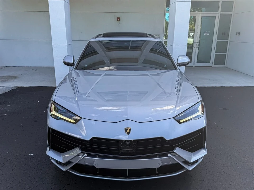 2024 Lamborghini Urus S - Image 4 of 4