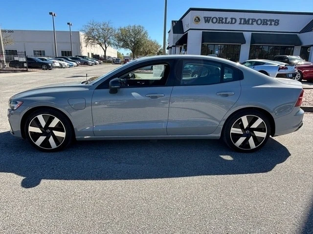 2024 Volvo S60 3rd Gen - Image 5 of 21