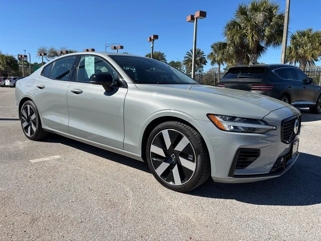 2024 Volvo S60 3rd Gen - Image 20 of 21