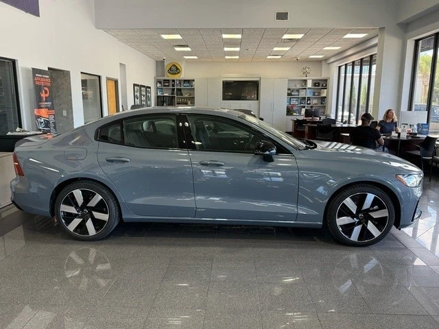 2024 Volvo S60 3rd Gen - Image 5 of 21