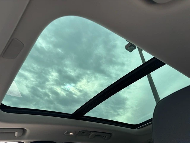 2024 Volvo XC90 2nd Gen - Image 11 of 21