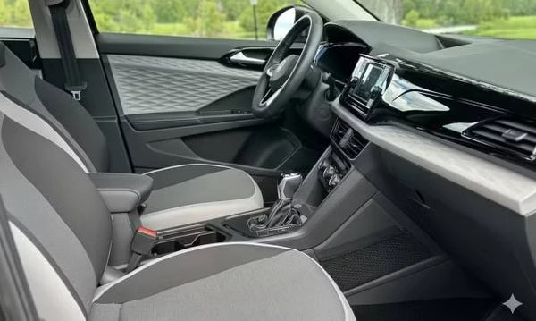 2024 Volkswagen Taos - Image 3 of 6