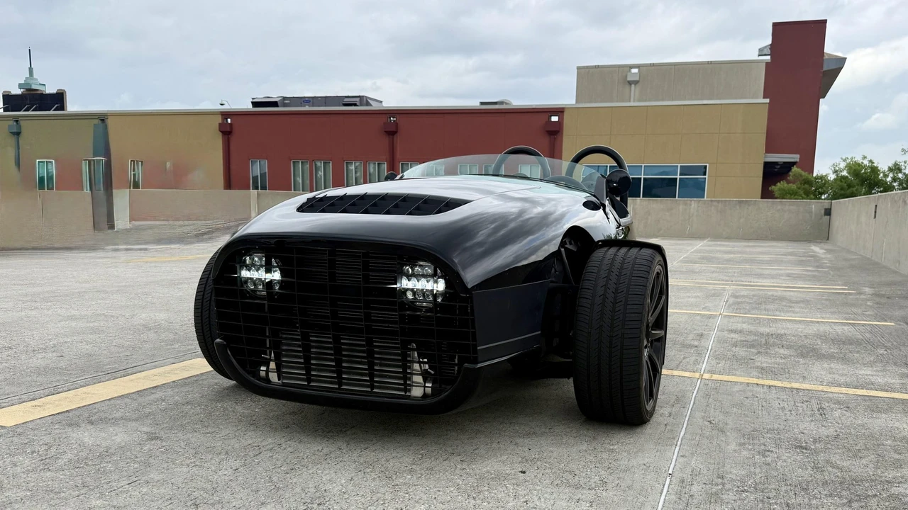 2024 Vanderhall Carmel - Image 4 of 31