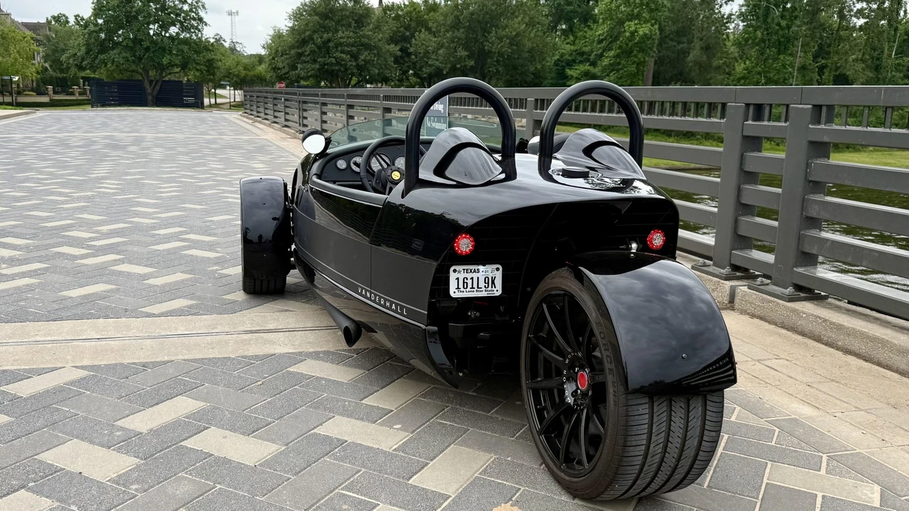 2024 Vanderhall Carmel - Image 17 of 31