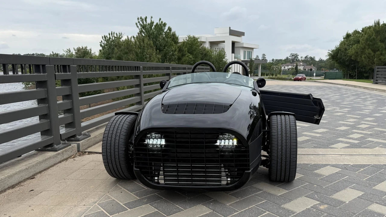 2024 Vanderhall Carmel - Image 28 of 31
